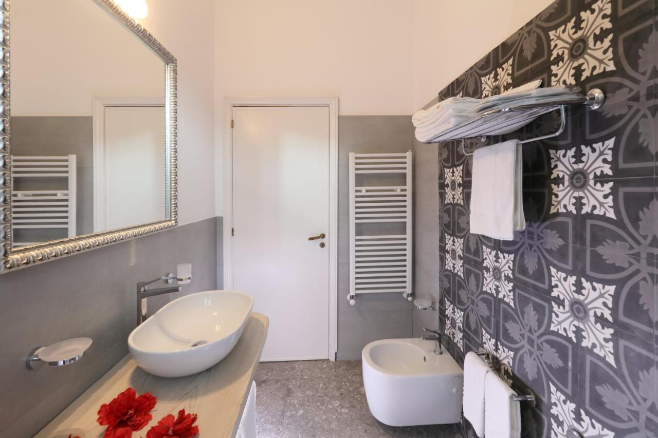 Porta Di Mezzo Luxury Suites & Rooms Taormina Ngoại thất bức ảnh
