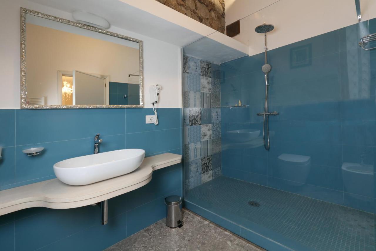 Porta Di Mezzo Luxury Suites & Rooms Taormina Ngoại thất bức ảnh